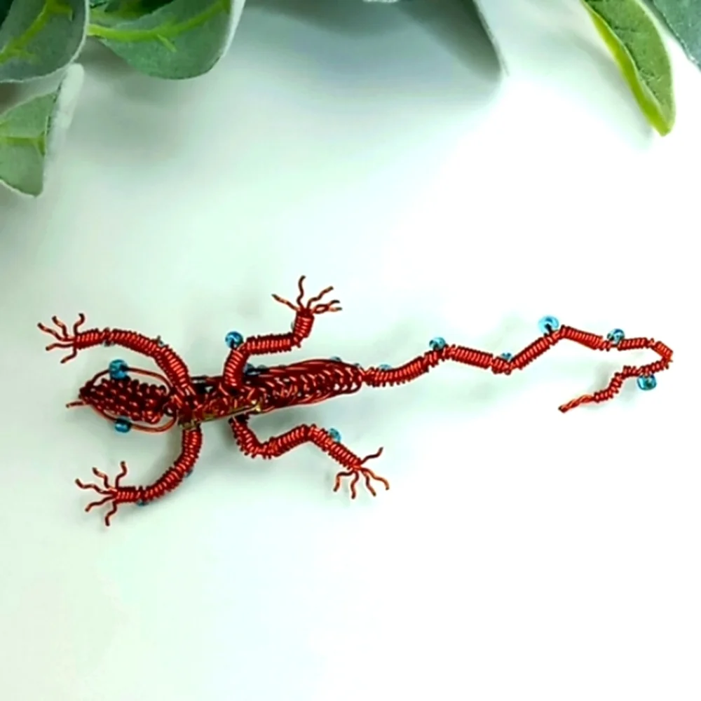 Handmade Copper Wire Lizard Gecko Pin Brooch With Beads - Picture 2 of 7